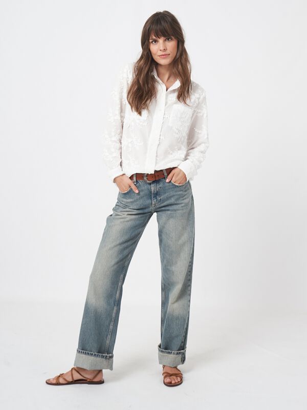 Cotton shirt with embroidered flowers image number 4