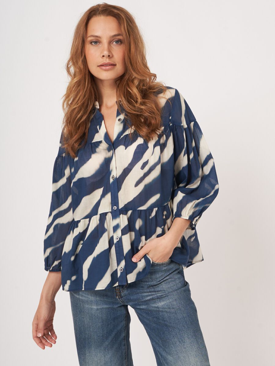 Tiered blouse with animal print image number 0