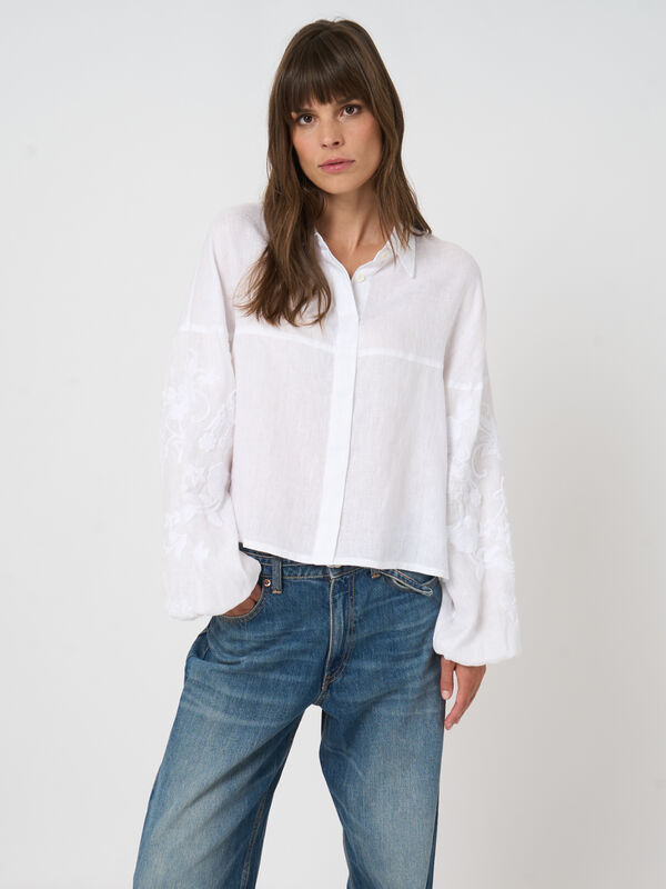 Damen-Leinenbluse mit bestickten &Auml;rmeln image number 4