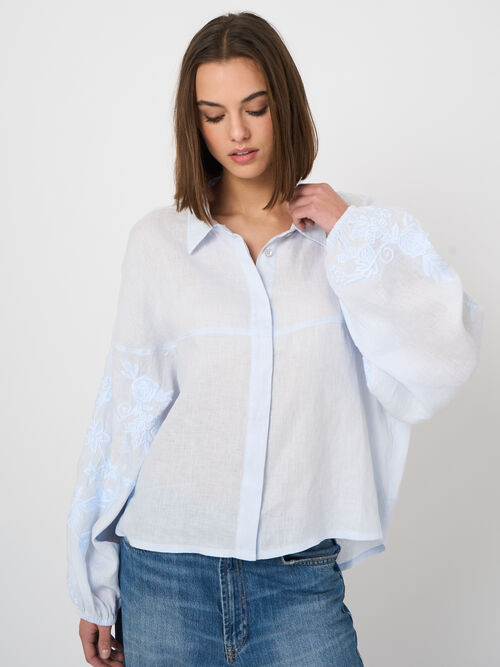 Women's linen blouse with embroidered sleeves | repeat