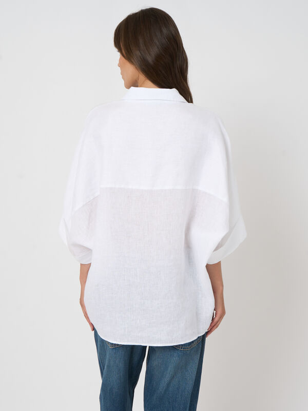 Blouse en lin brod&eacute;e pour femme image number 6