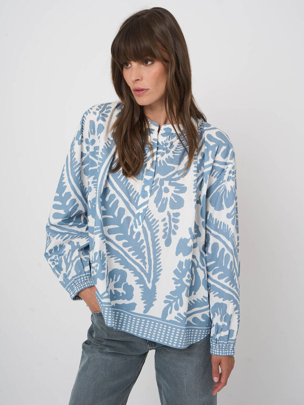 Women&rsquo;s cotton oversized pattern blouse image number 2