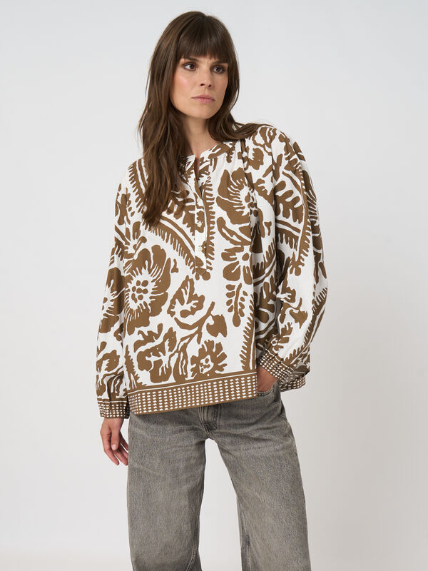 Women&rsquo;s cotton oversized pattern blouse | repeat image number 5