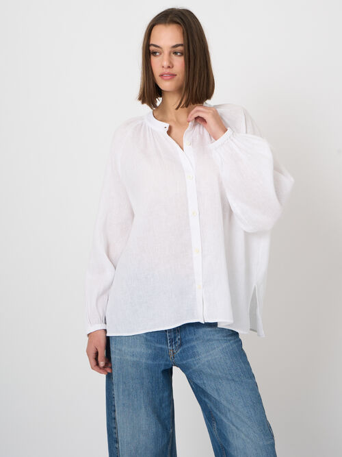 Women&rsquo;s linen blouse with mandarin collar | repeat