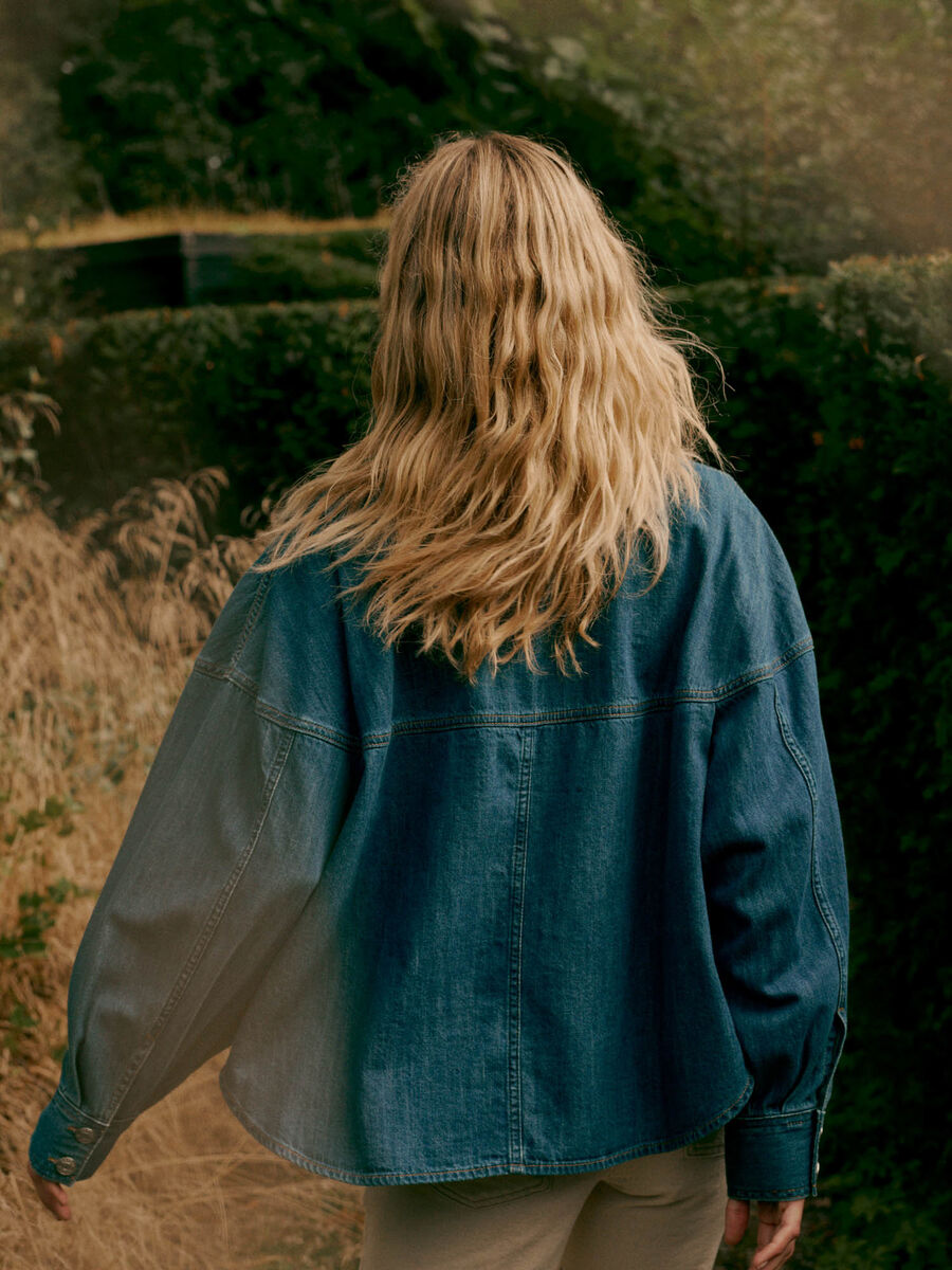 Women&rsquo;s denim blouse with puff sleeves | repeat image number 5