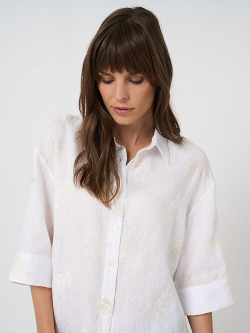 Women&rsquo;s linen embroidered blouse | repeat