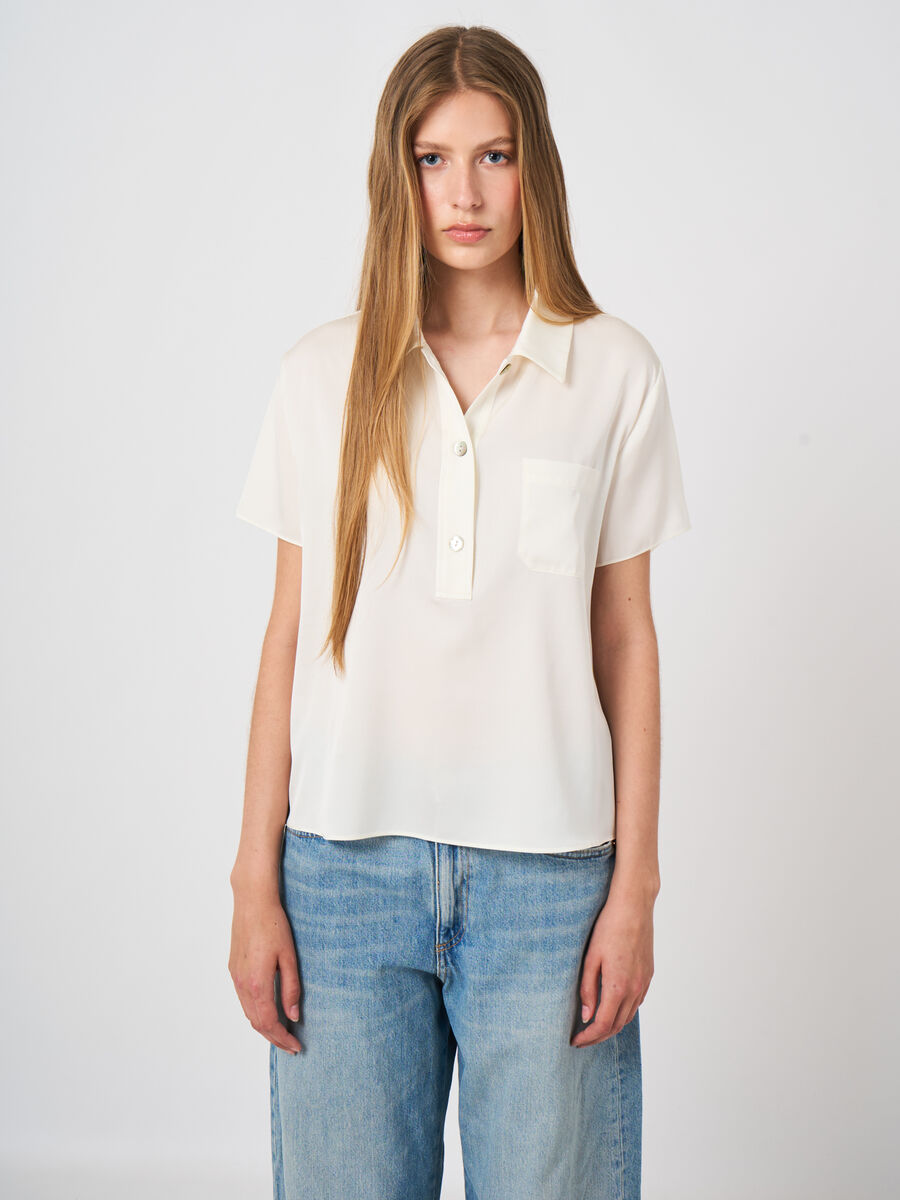 Blouse en soie stretch &agrave; manches courtes image number 1