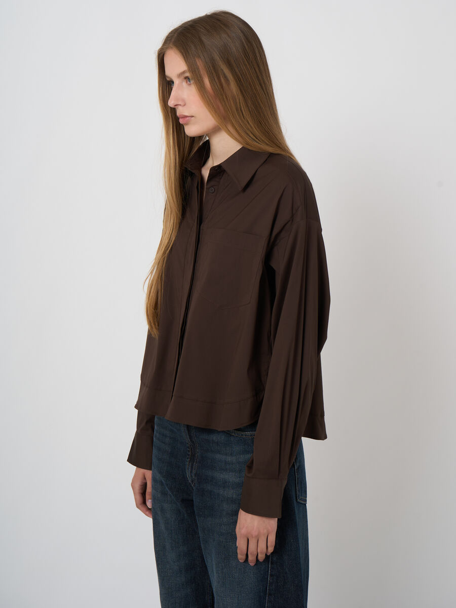 Blouse en popeline stretch avec poche poitrine image number 1
