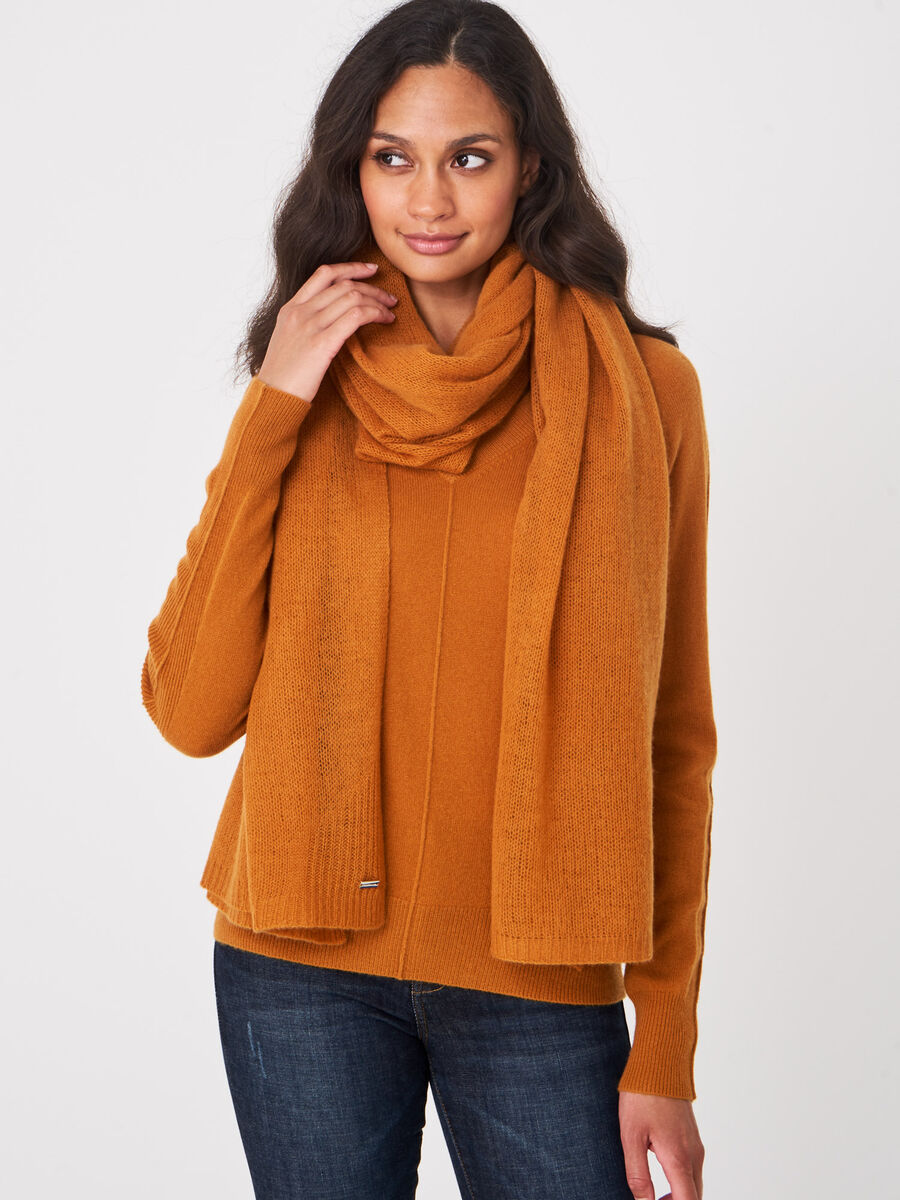 Oversized cashmere scarf image number 2