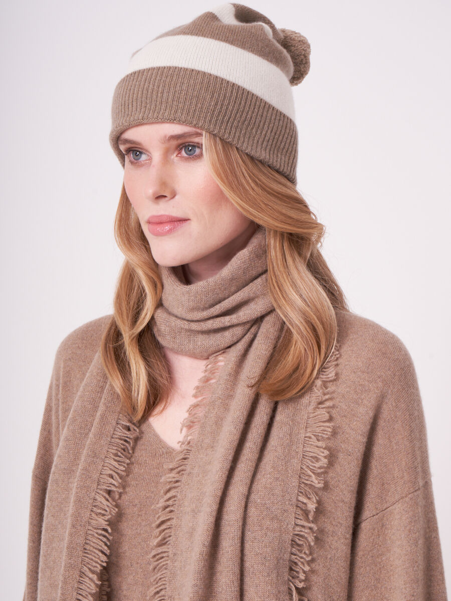 Muts met strepen en pompom van cashmere melange image number 1
