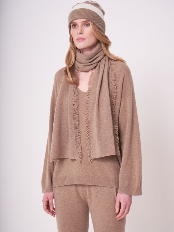 Strickm&uuml;tze aus Kaschmir-Mischung mit Streifen und Bommel image number 3