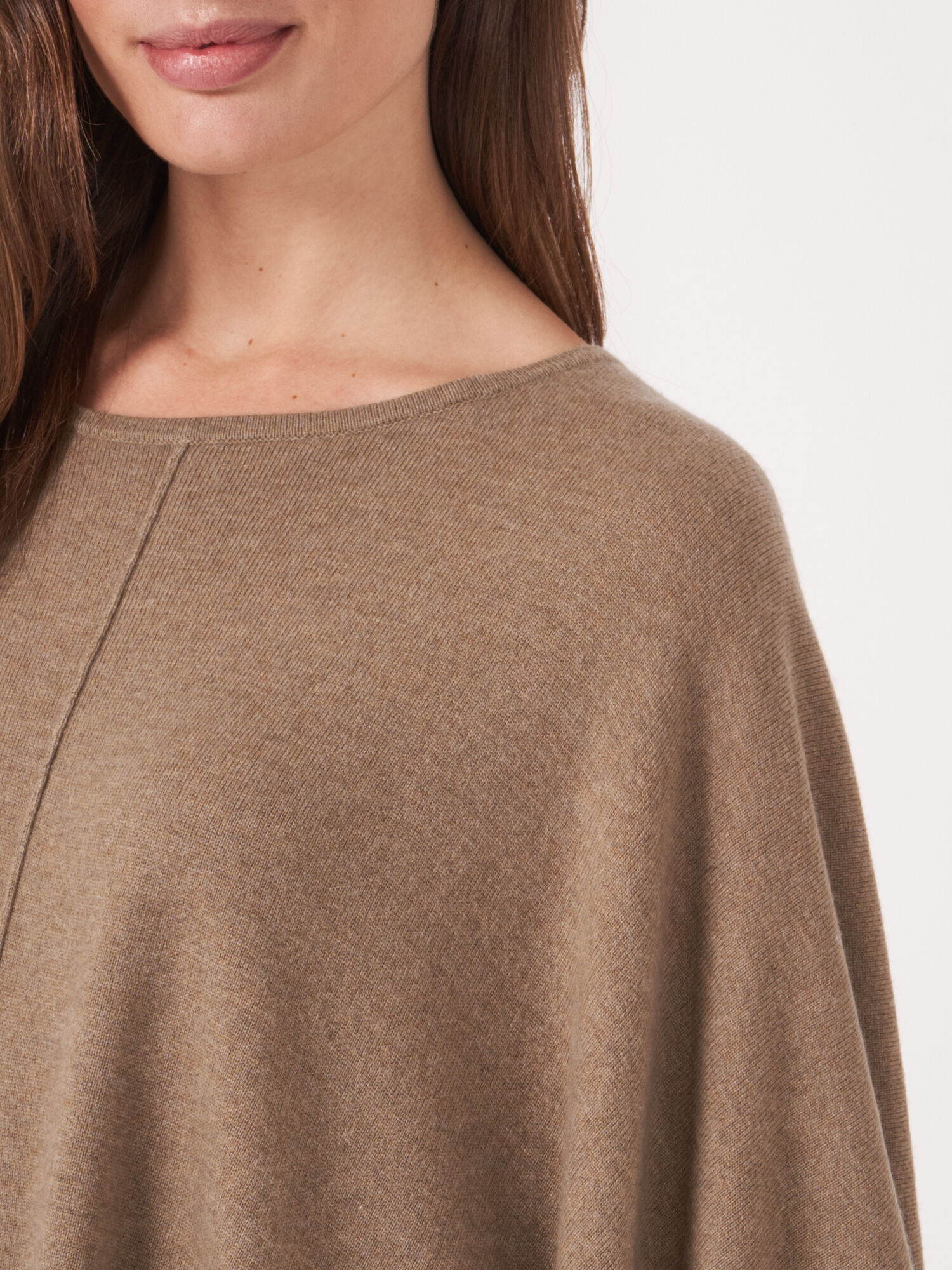 Cashmere blend straight knitted poncho