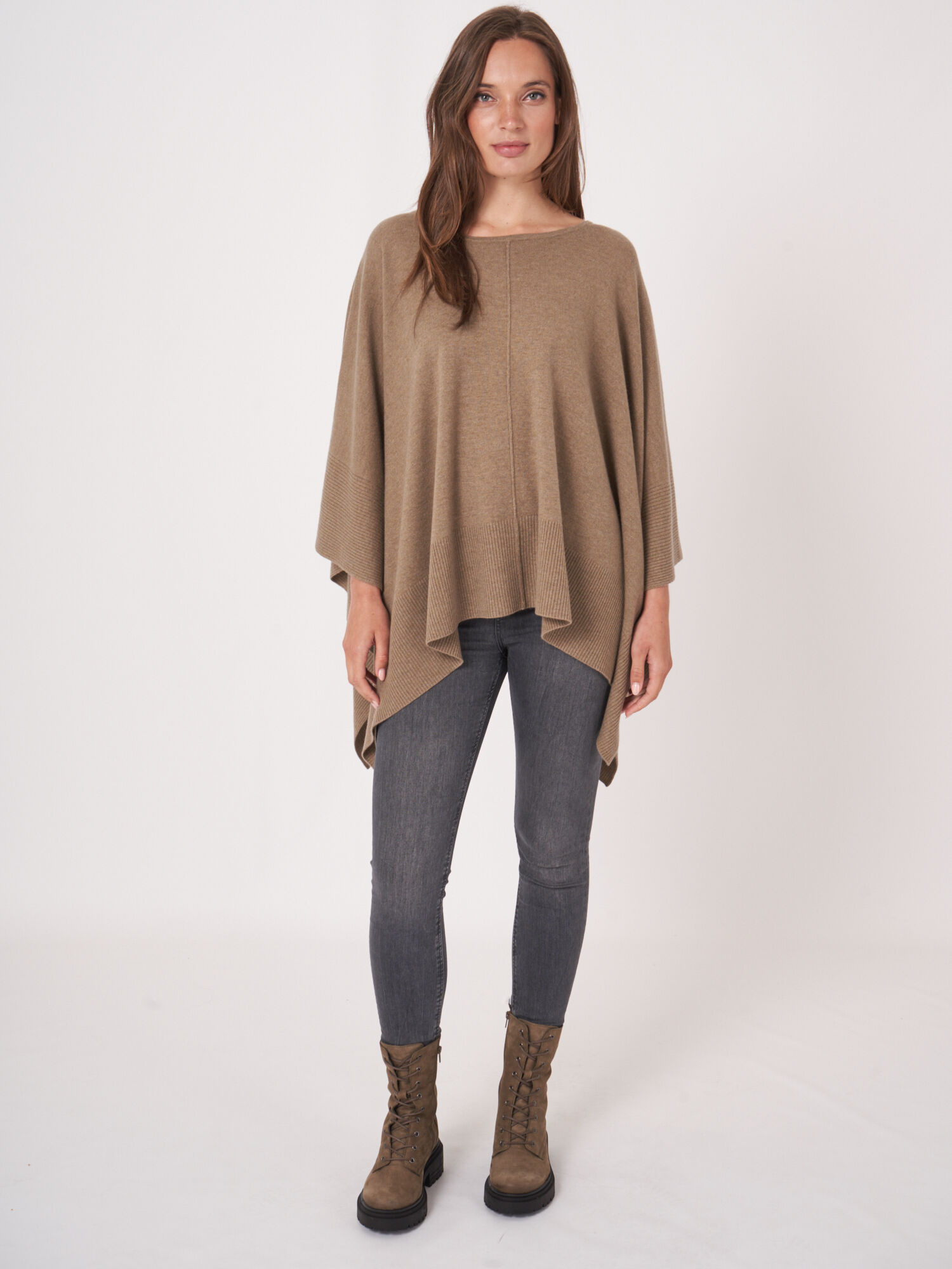 Cashmere blend straight knitted poncho