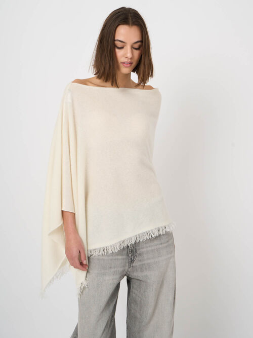 Fine-knit organic cashmere poncho with fringe