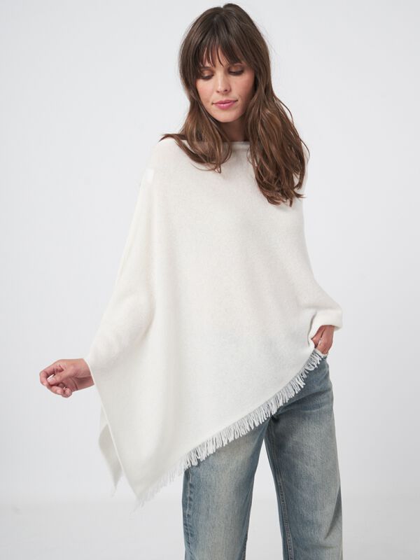 Fine knit organic cashmere poncho with fringes image number 5
