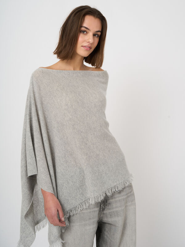 Fine-knit organic cashmere poncho with fringe image number 1