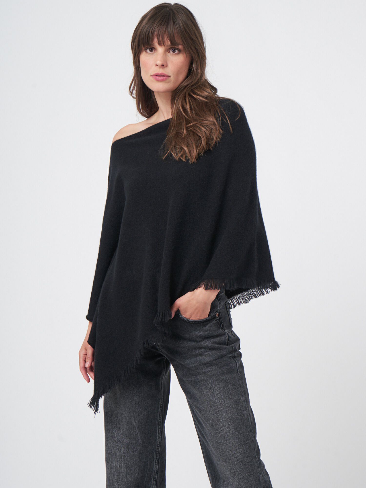 Organisch cashmere poncho met franjes