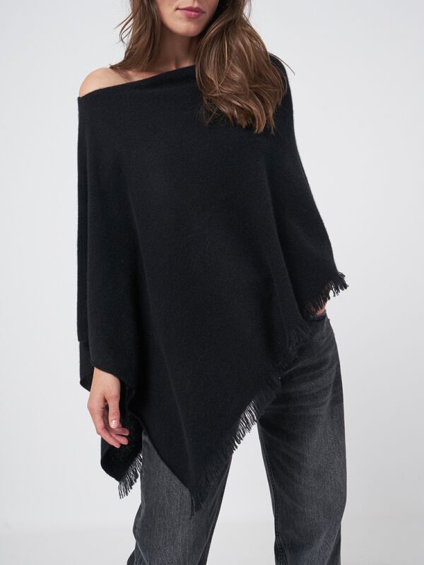 Fine knit organic cashmere poncho with fringes image number 1