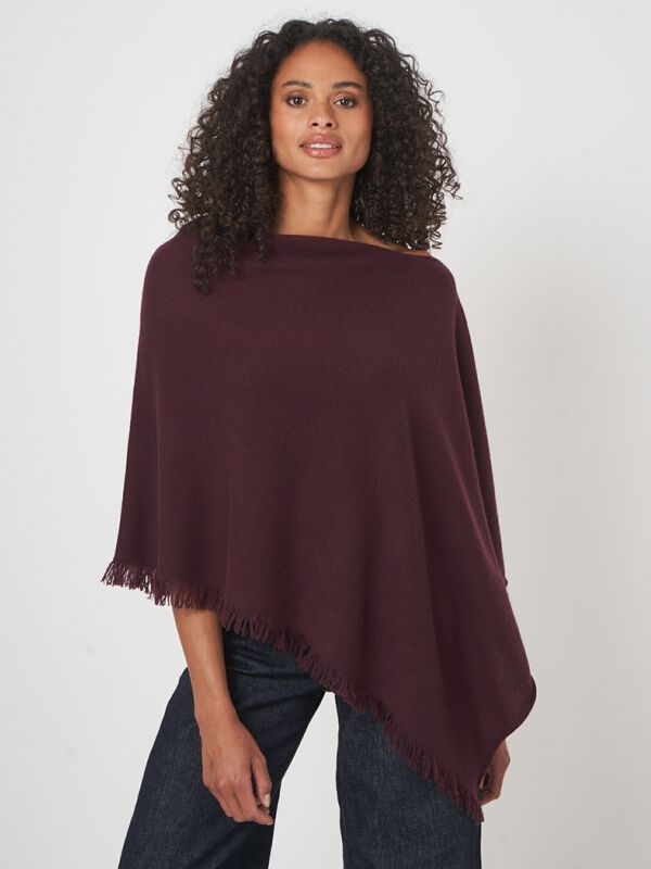 Fijngebreide poncho van organisch kasjmier met franjes image number 0
