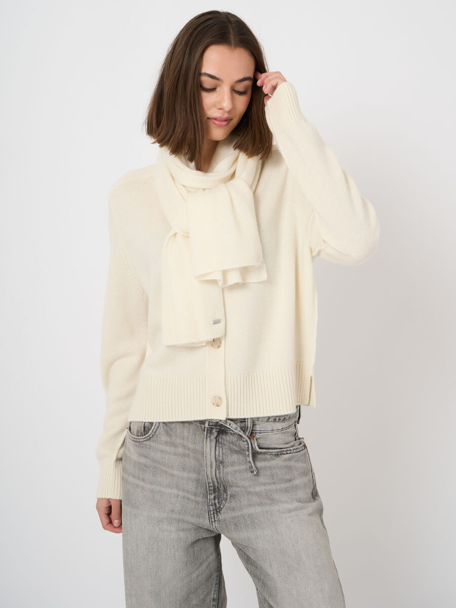 Organic cashmere fine-knit scarf image number 2