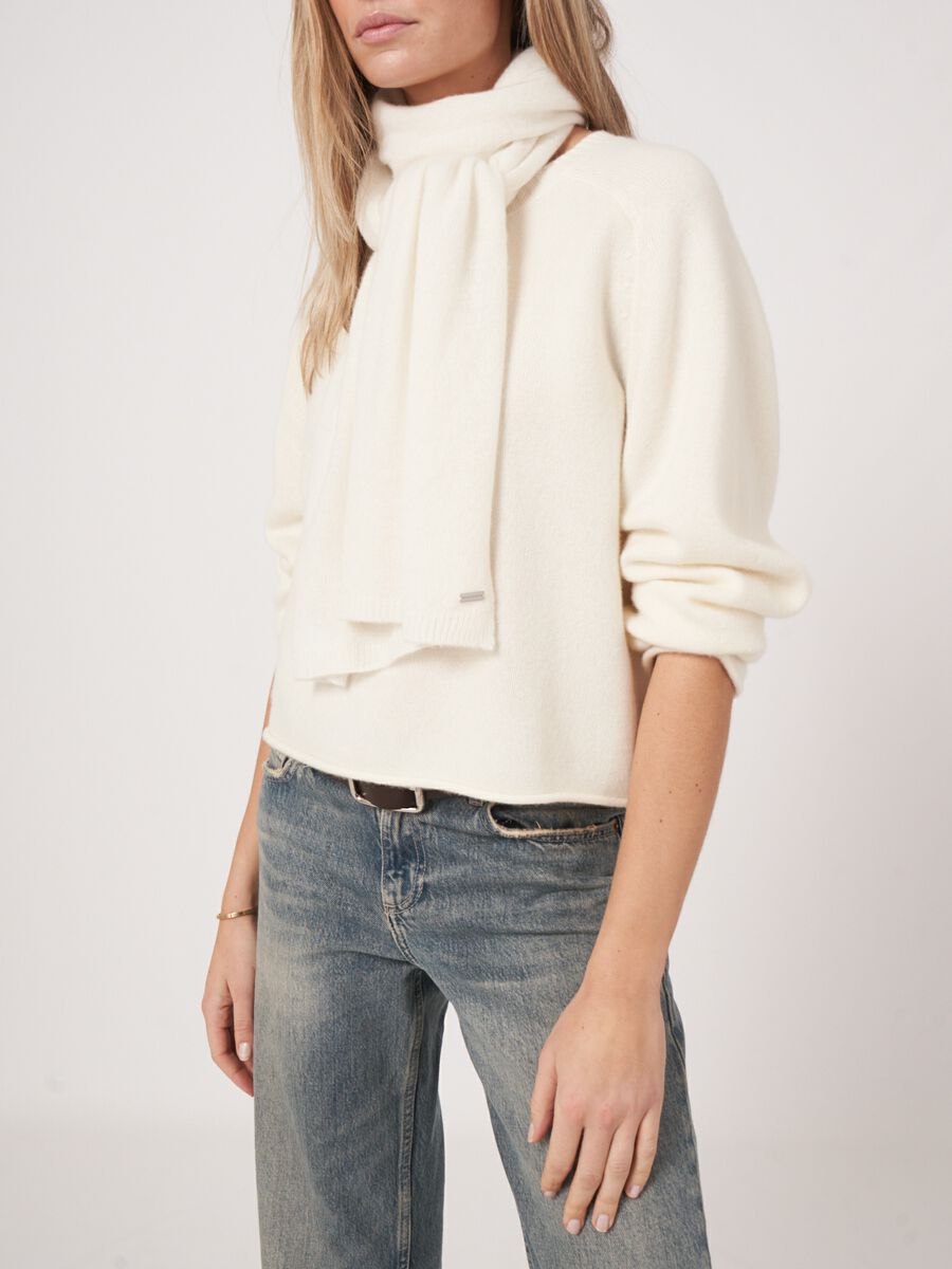 Fijngebreide sjaal van biologisch kasjmier image number 2