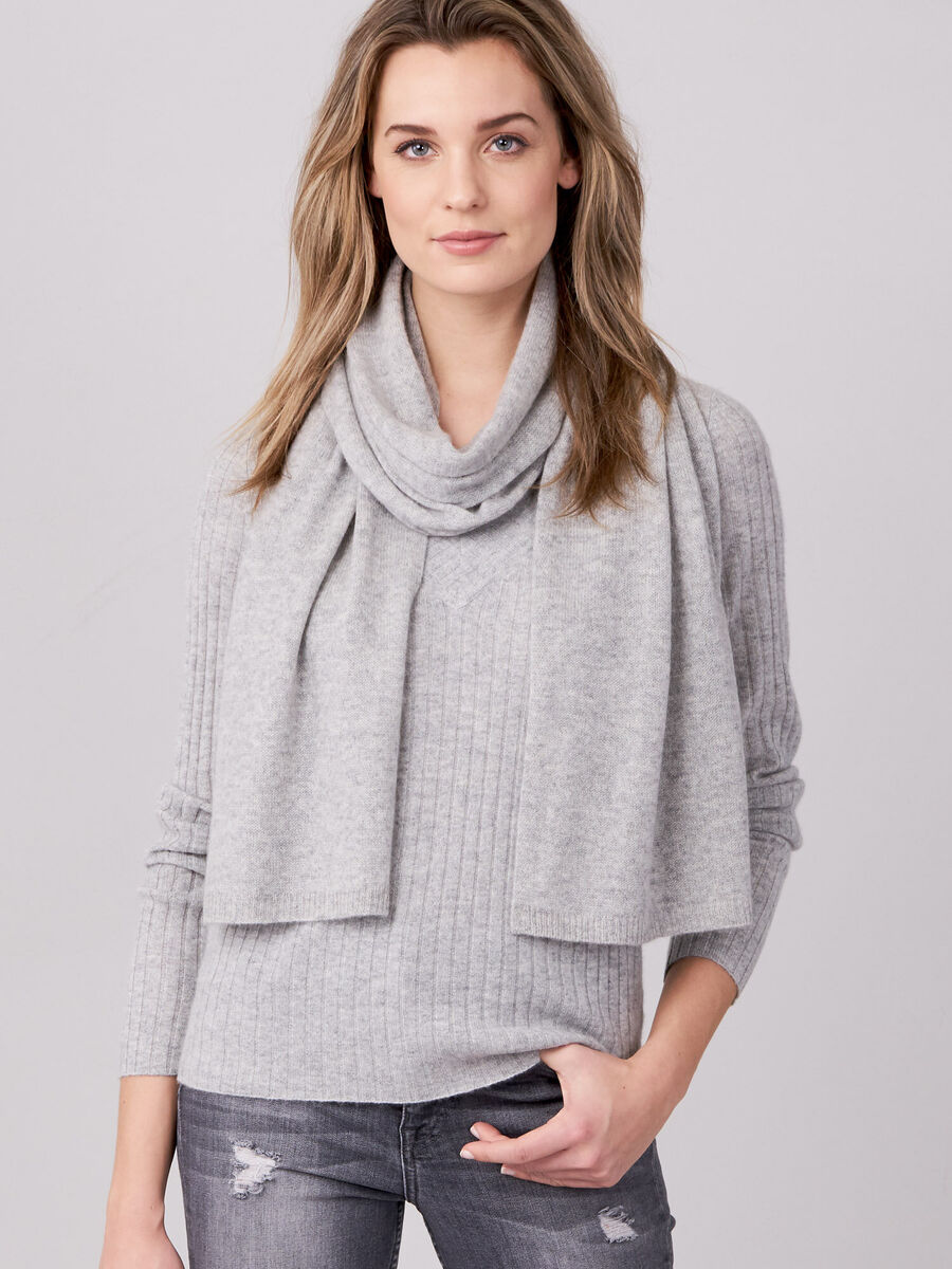 Fijngebreide organisch cashmere sjaal image number 0
