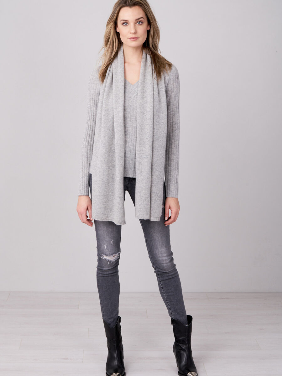 Fine knit organic cashmere scarf image number 50