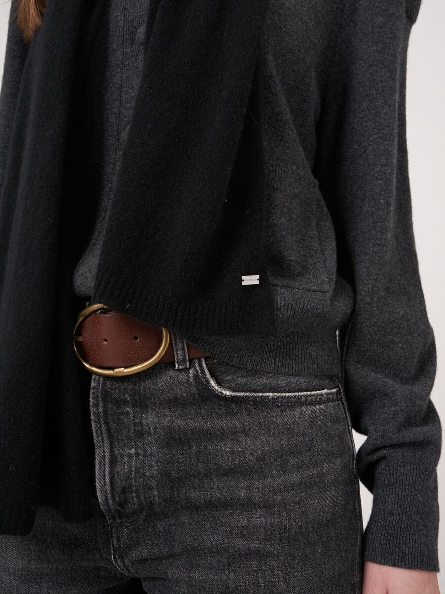 Écharpe femme en cachemire — maille fine & style repeat image number 2