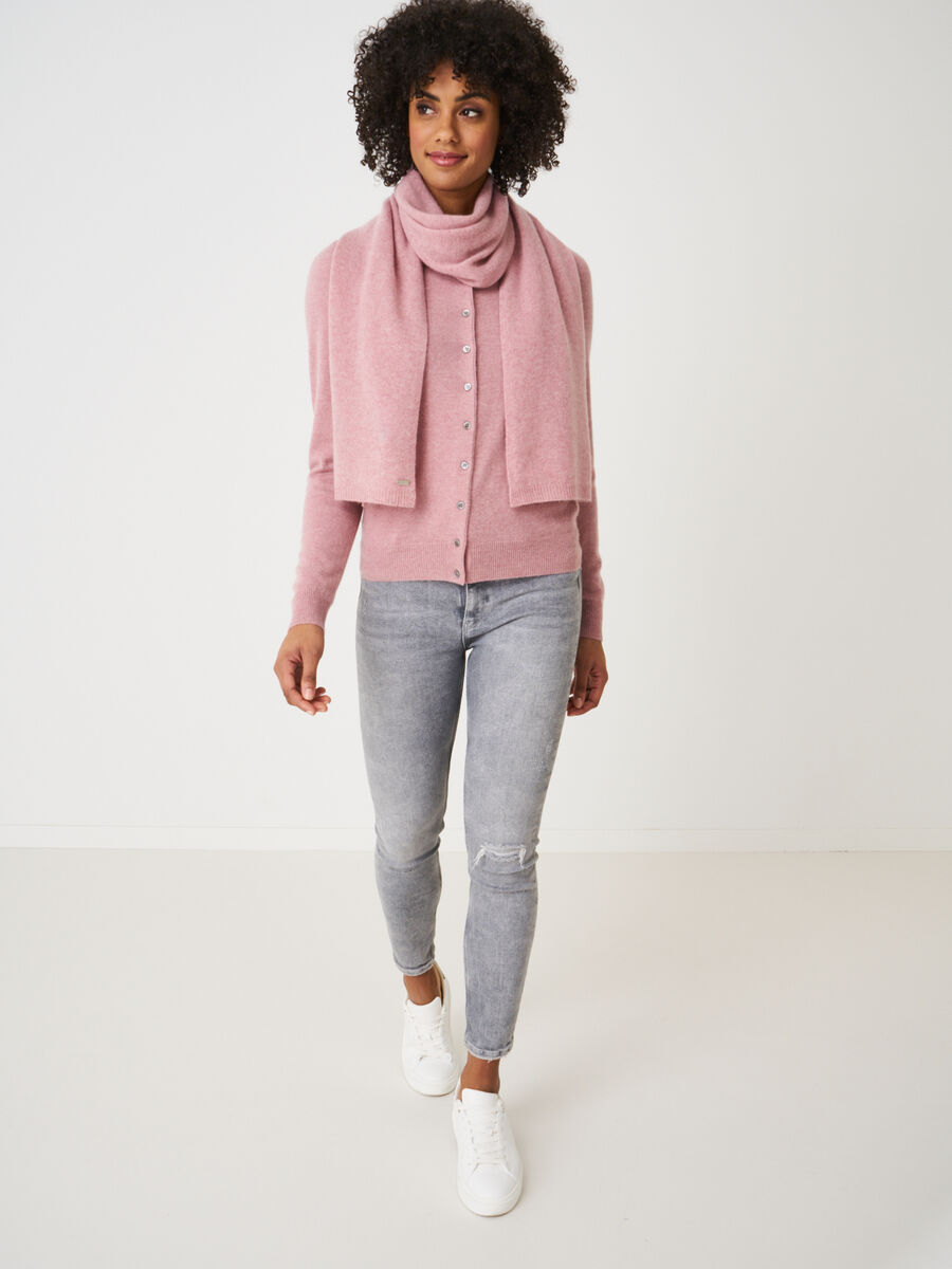 Fine knit organic cashmere scarf image number 140