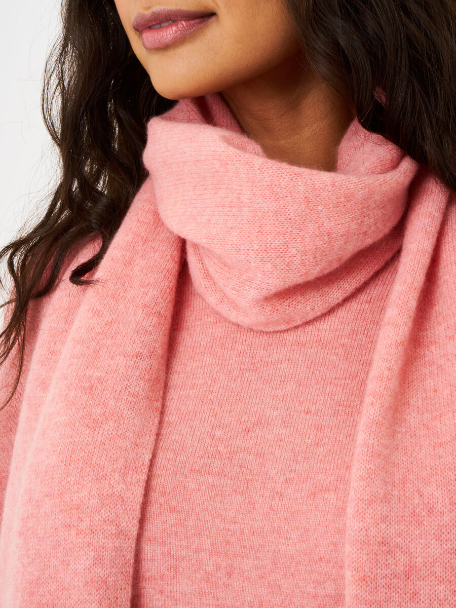 Fine knit organic cashmere scarf image number 146