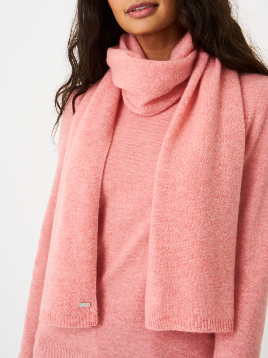 Fine knit organic cashmere scarf image number 147