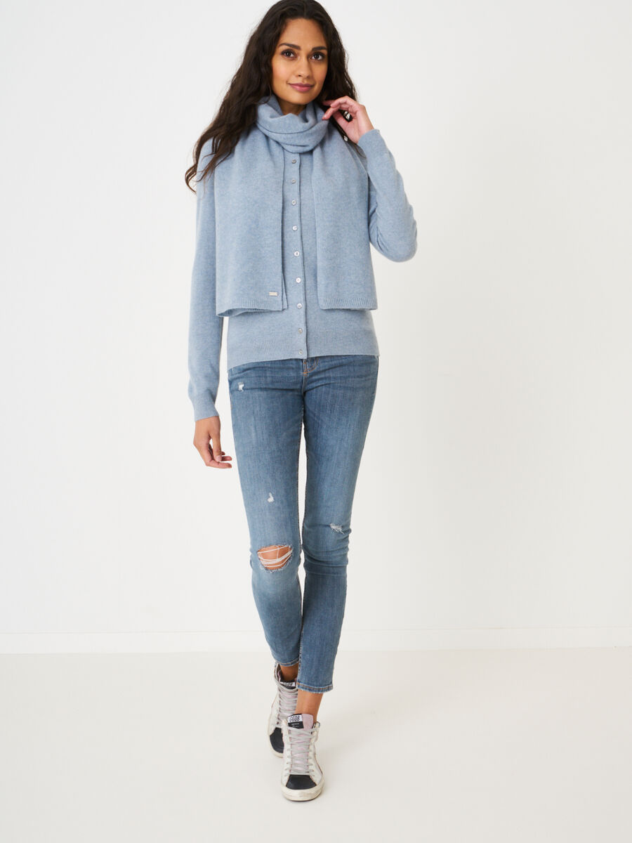 Fine knit organic cashmere scarf image number 156