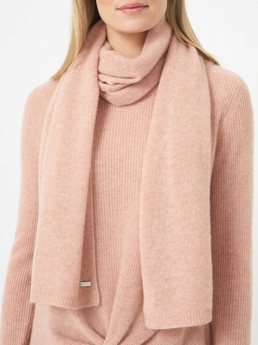Fine knit organic cashmere scarf image number 174