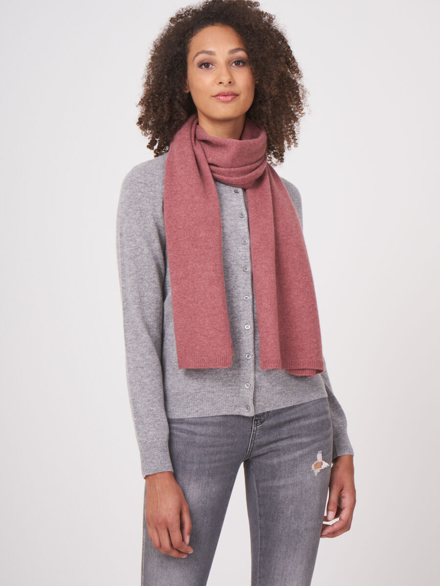 Fine knit organic cashmere scarf image number 177