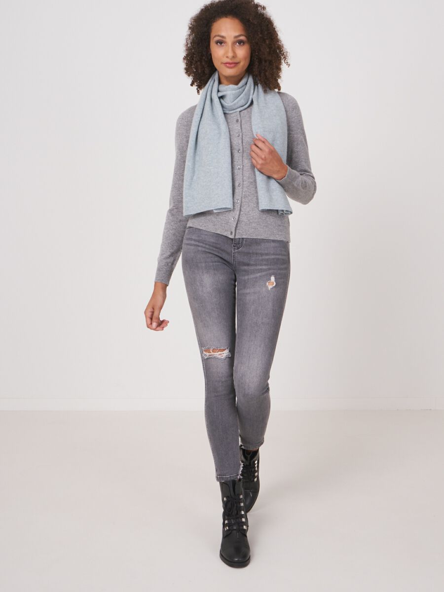 Fine knit organic cashmere scarf image number 184