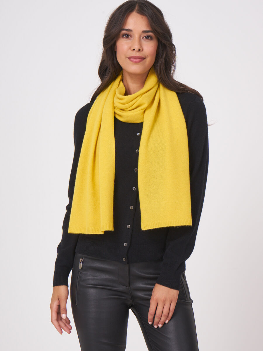 Fine knit organic cashmere scarf image number 221