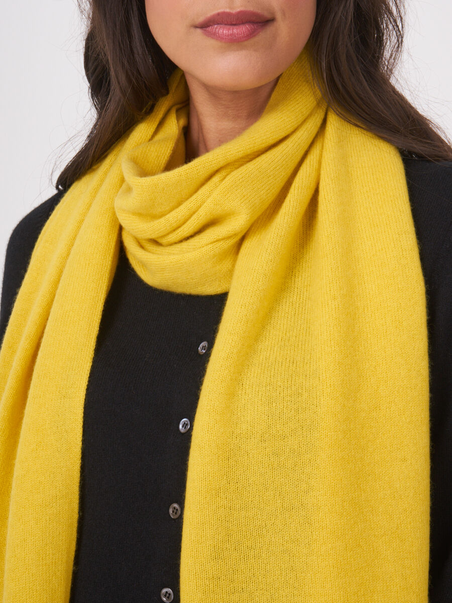 Fine knit organic cashmere scarf image number 223