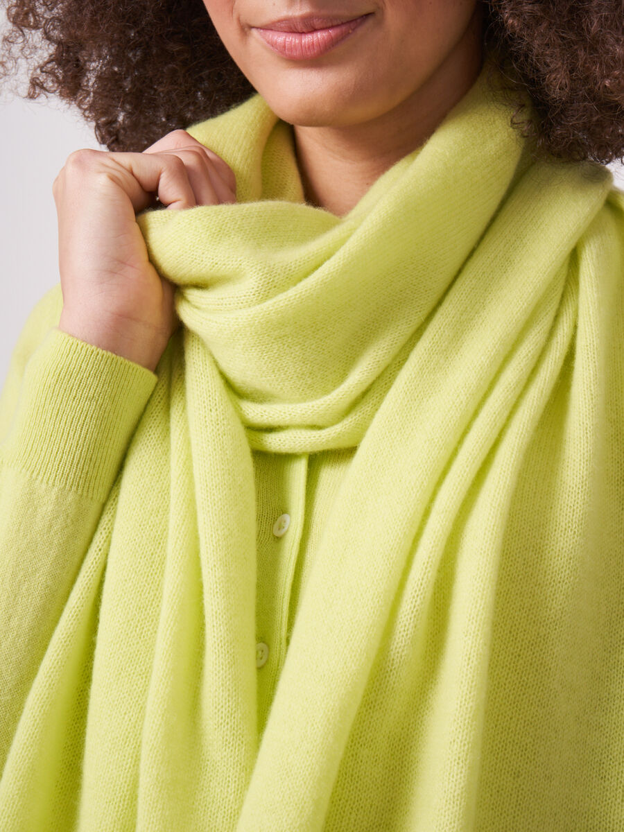 Fine knit organic cashmere scarf image number 239