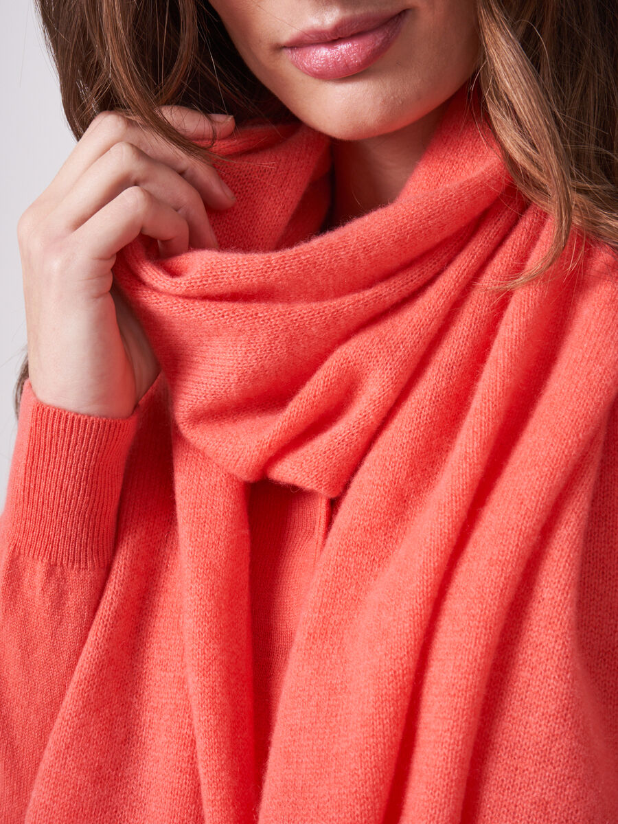Fine knit organic cashmere scarf image number 243