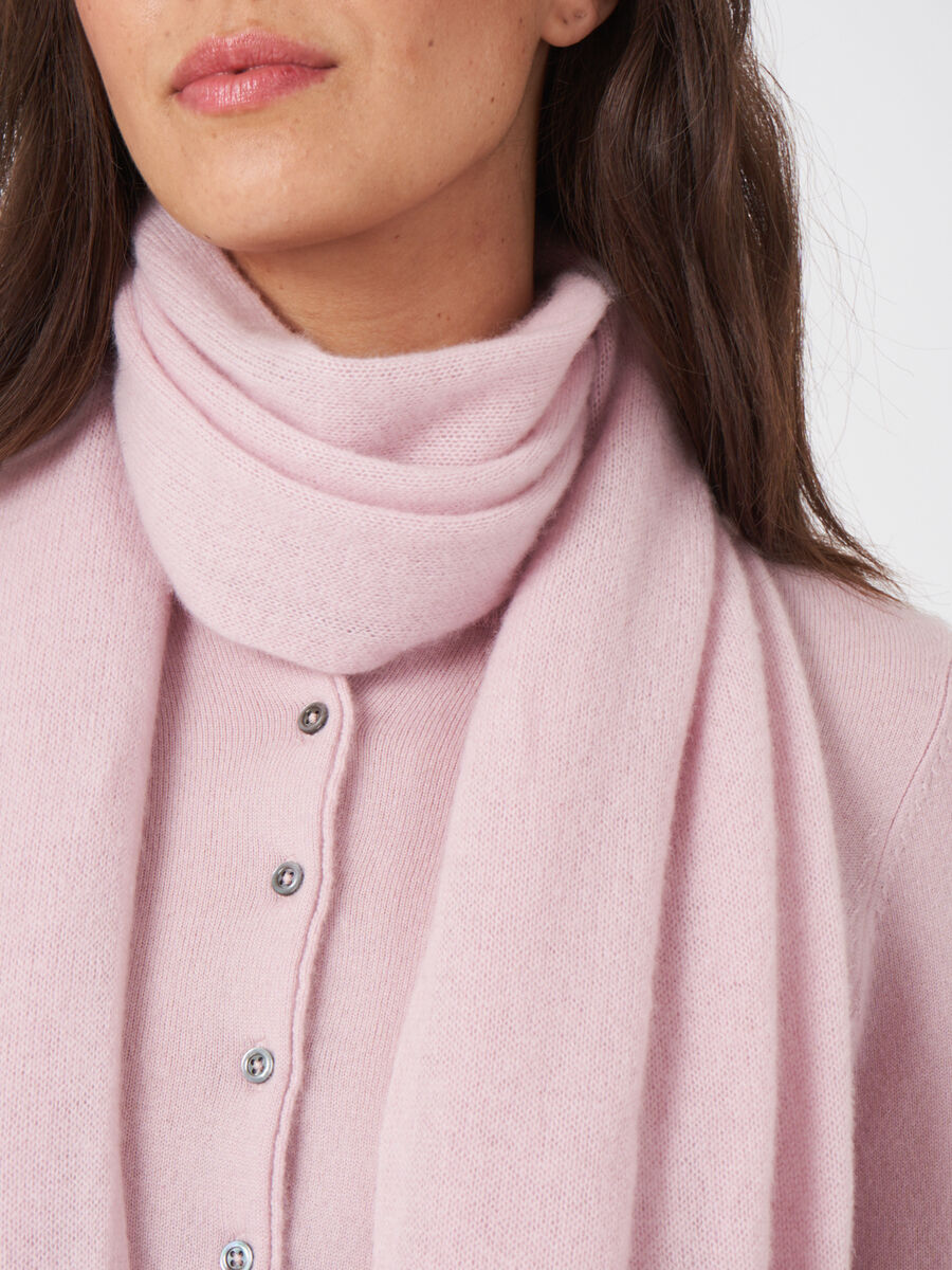Fine knit organic cashmere scarf image number 259