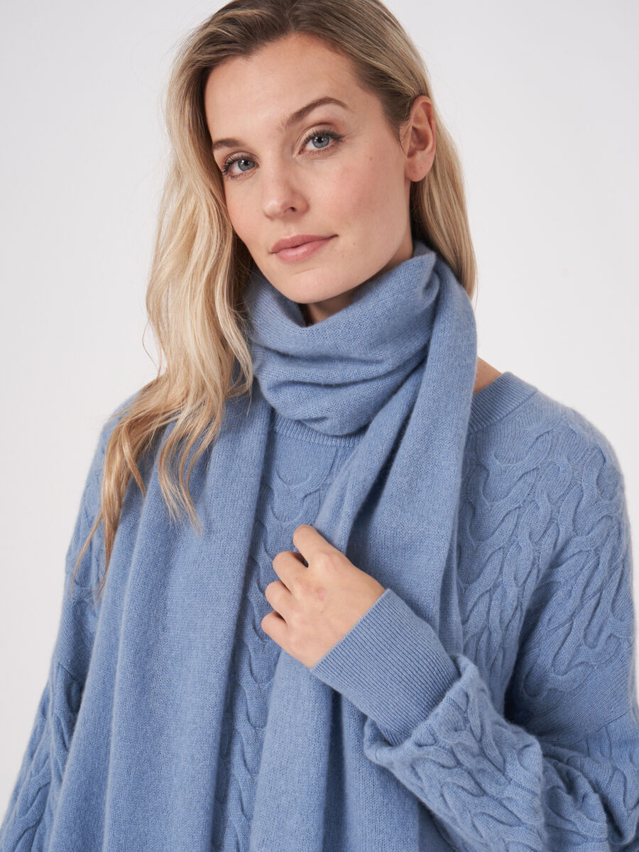 Fine knit organic cashmere scarf image number 263