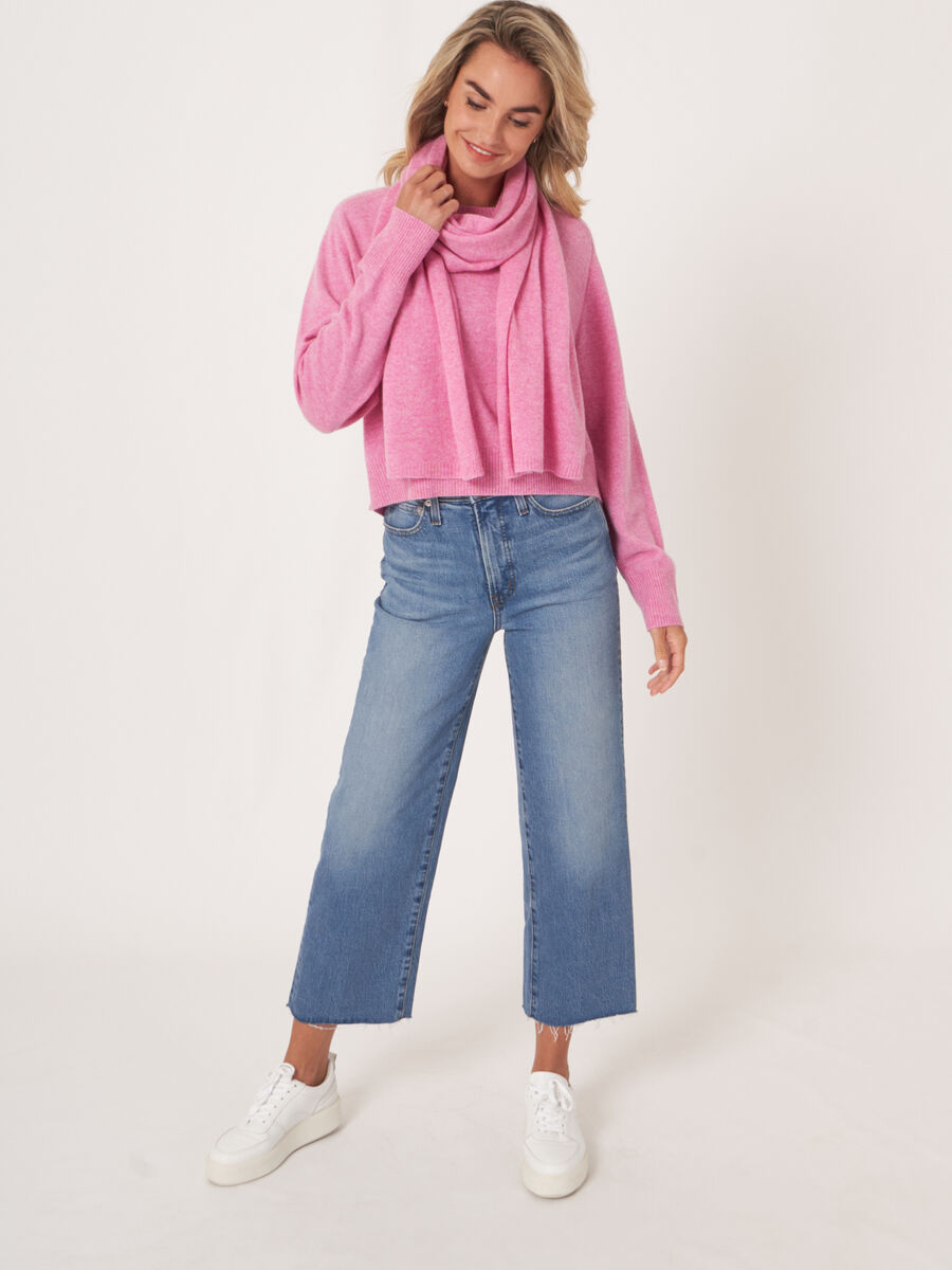 Fine knit organic cashmere scarf image number 279