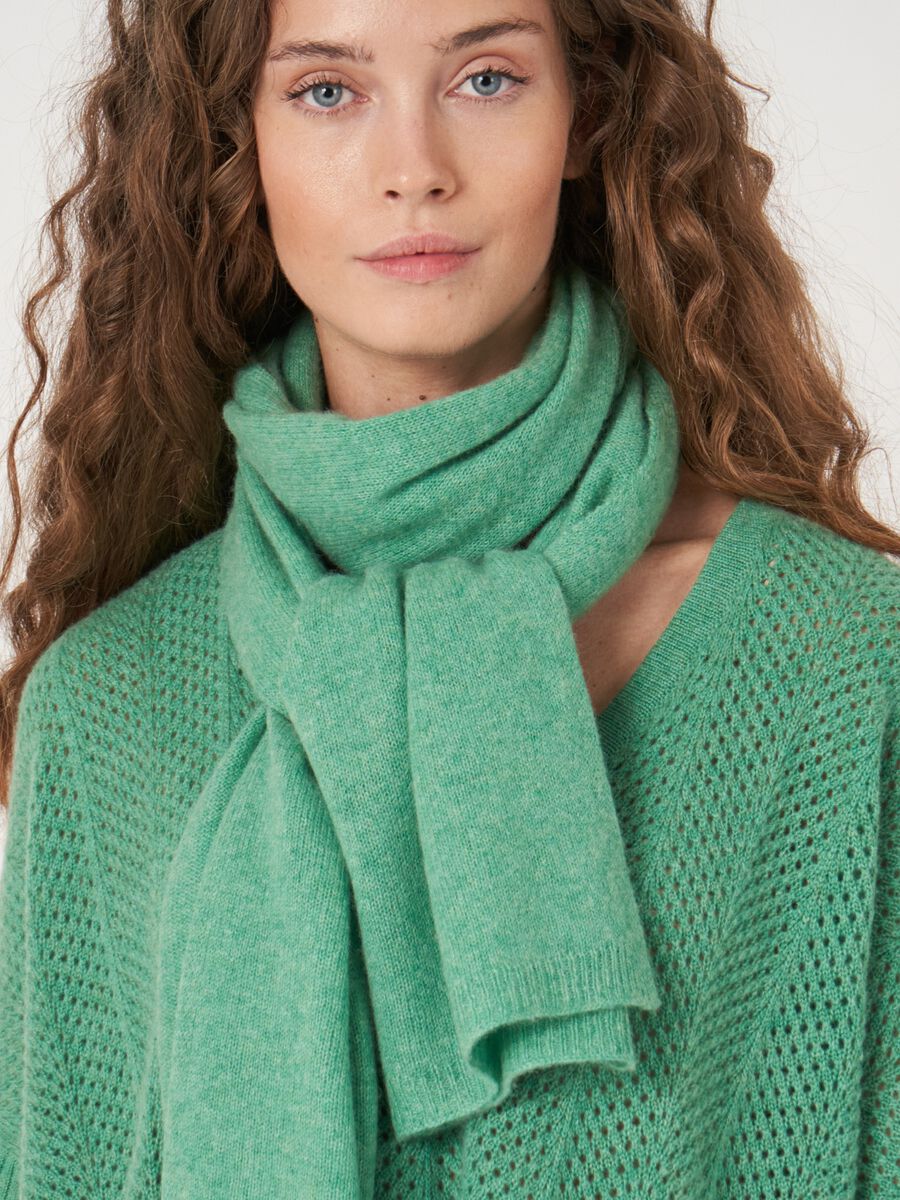 Fine knit organic cashmere scarf image number 85