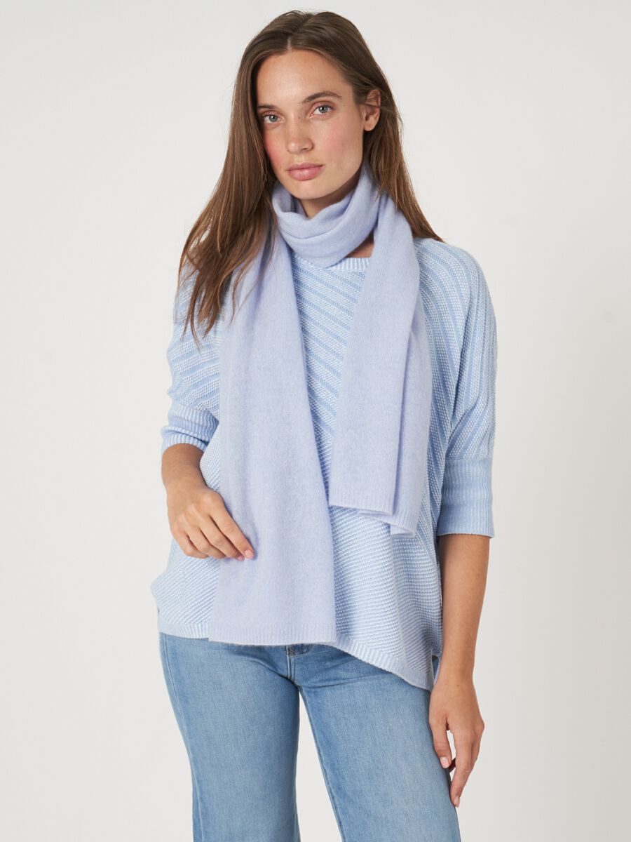 Fine knit organic cashmere scarf image number 96