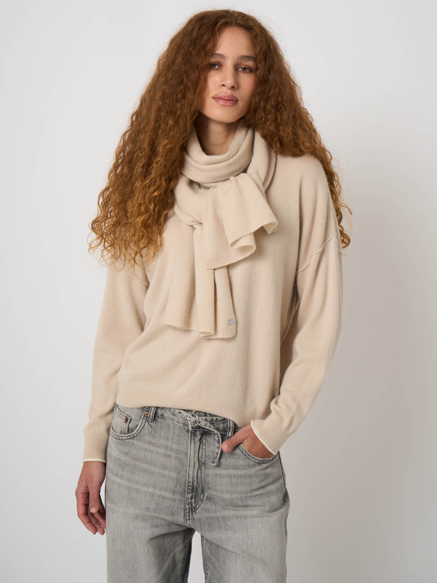 Fine Knit Cashmere Scarf | REPEAT cashmere
