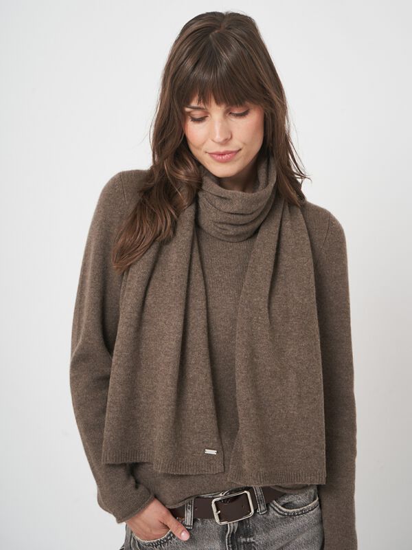 Écharpe femme en cachemire — maille fine & style repeat image number 2