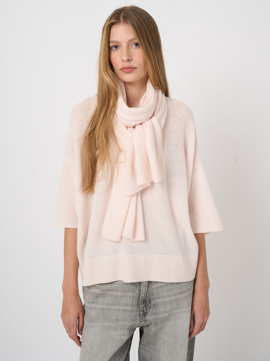 Organic cashmere fine-knit scarf image number 3