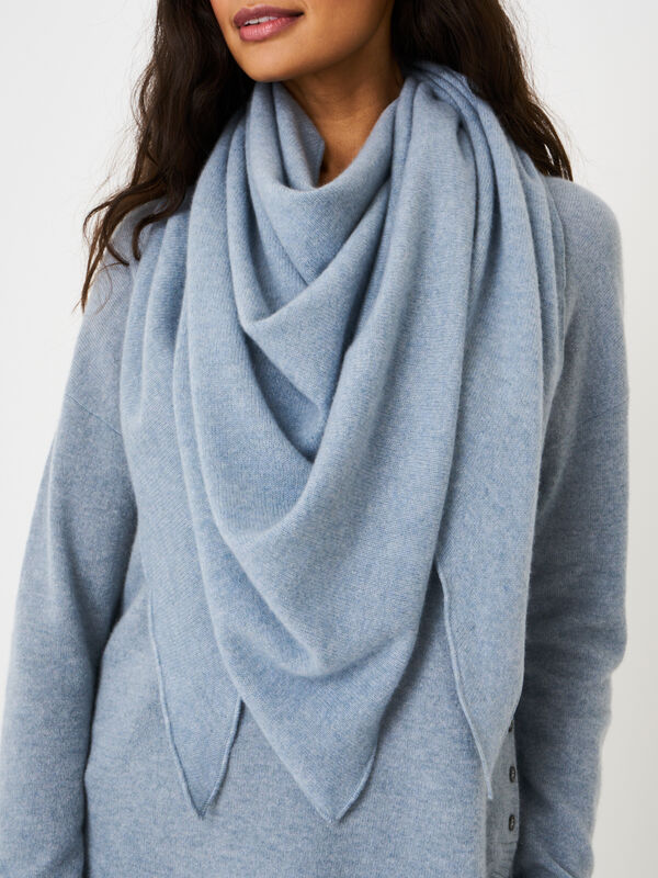 Fine knit organic cashmere triangular scarf image number 94