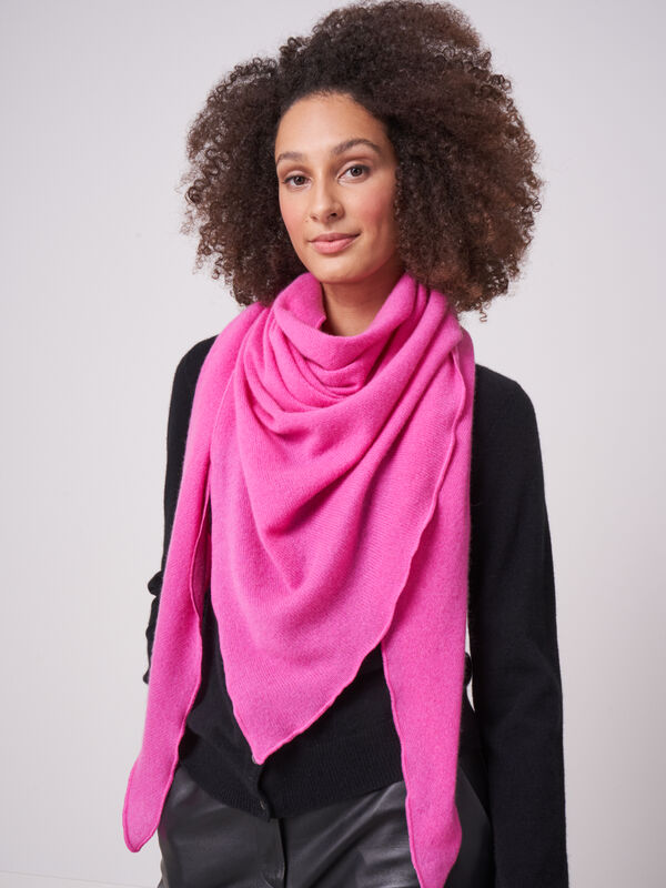 Fine knit organic cashmere triangular scarf image number 113