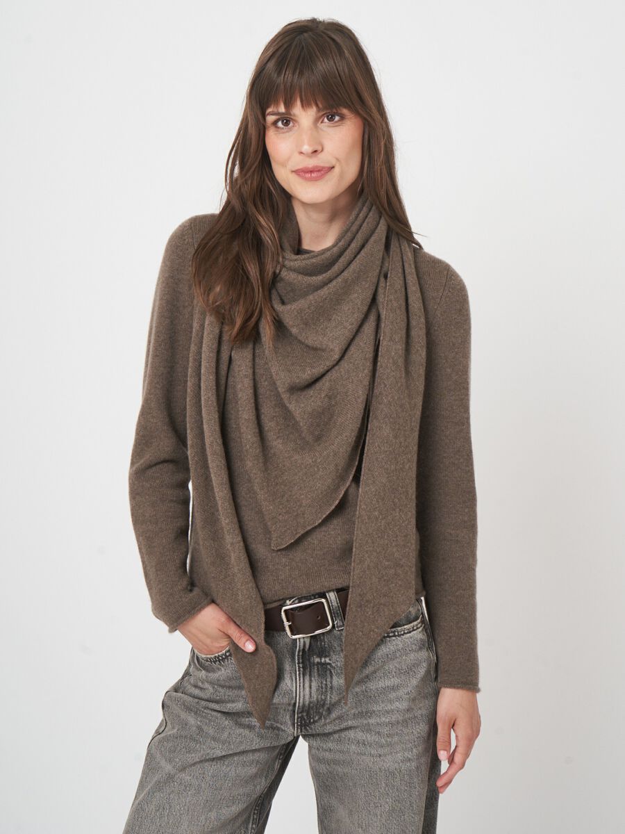 Dreieckiger Schal aus Bio-Kaschmir image number 5